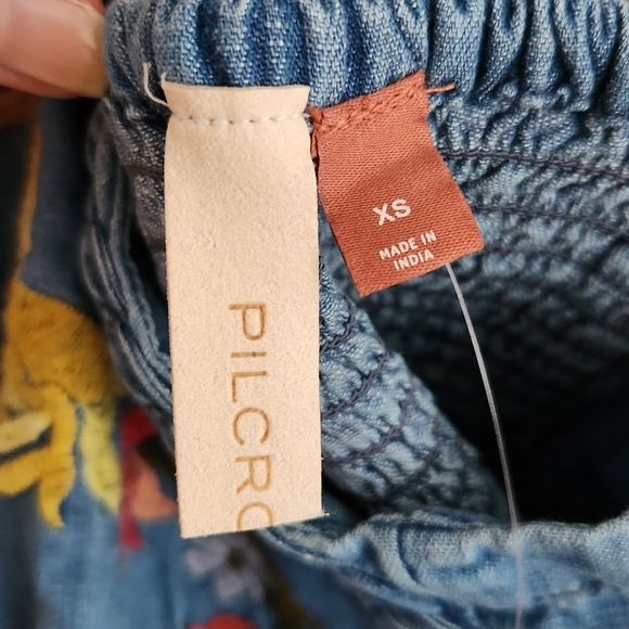 BNWT Anthropologie Pilcro embroidered denim top, size XS - Picture 6 of 10